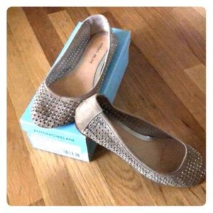 Antonio Melani Flat | 9 | Perfect Wedding Shoe